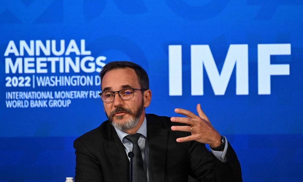 iMF Warns of Global Recession (1)